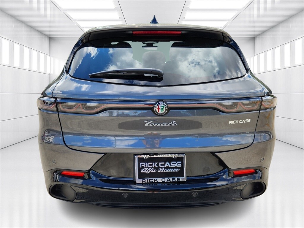 2025 Alfa Romeo Tonale photo 4