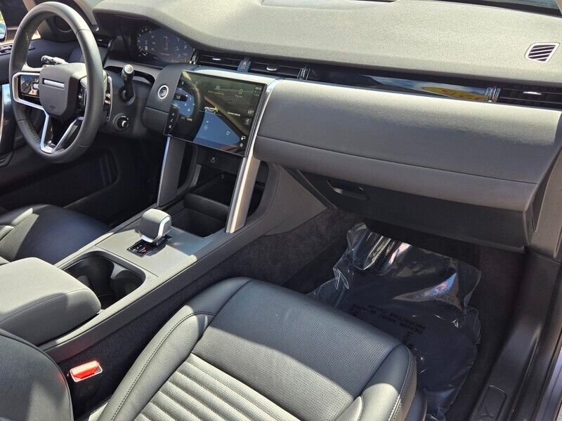 2025 Land Rover Discovery Sport S - Photo 18