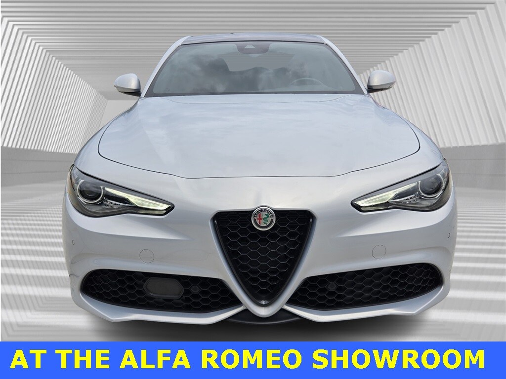 2022 Alfa Romeo Giulia SPRINT photo 4