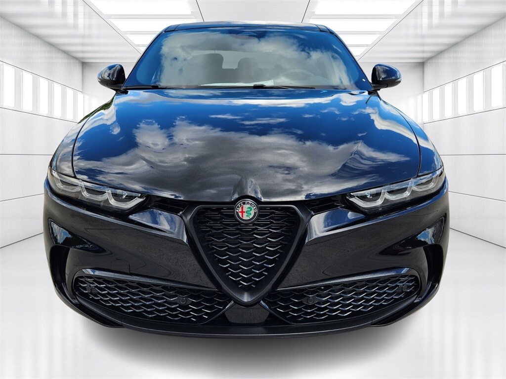 2025 Alfa Romeo Tonale photo 3