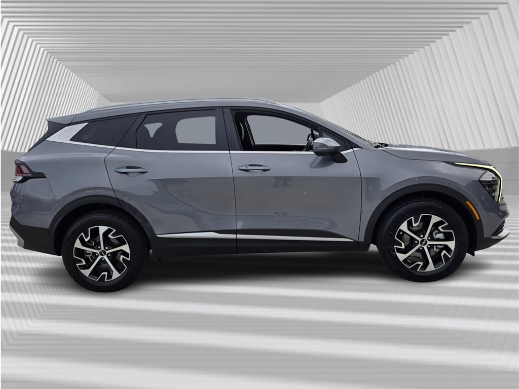 Used 2024 Kia Sportage EX SUV