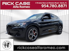 New 2025 Alfa Romeo Stelvio AWD SUV Davie