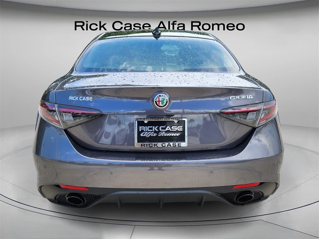 New 2025 Alfa Romeo Giulia RWD Sedan