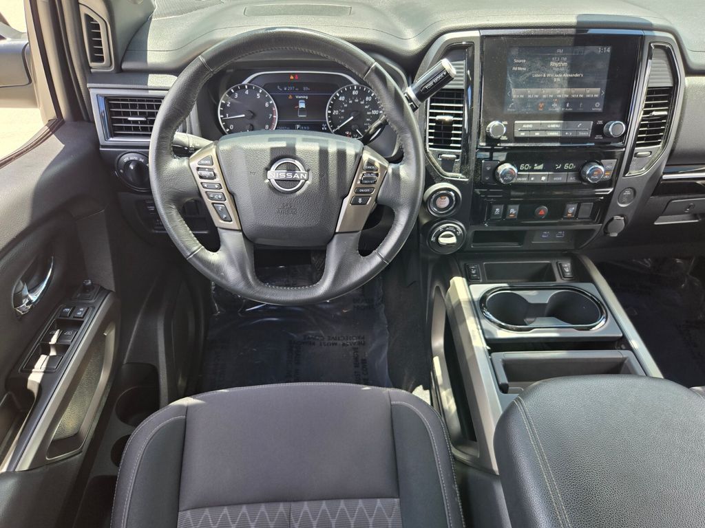 2024 Nissan Titan SV - Photo 12