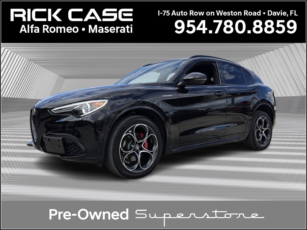 2023 Alfa Romeo Stelvio SUV  2023 Alfa Romeo Stelvio SUV