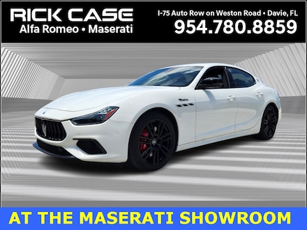 2024 Maserati Ghibli Modena Sedan