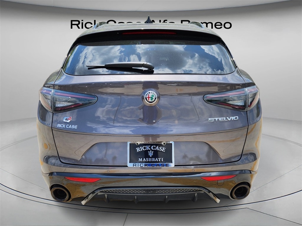 New 2025 Alfa Romeo Stelvio AWD Sport Utility
