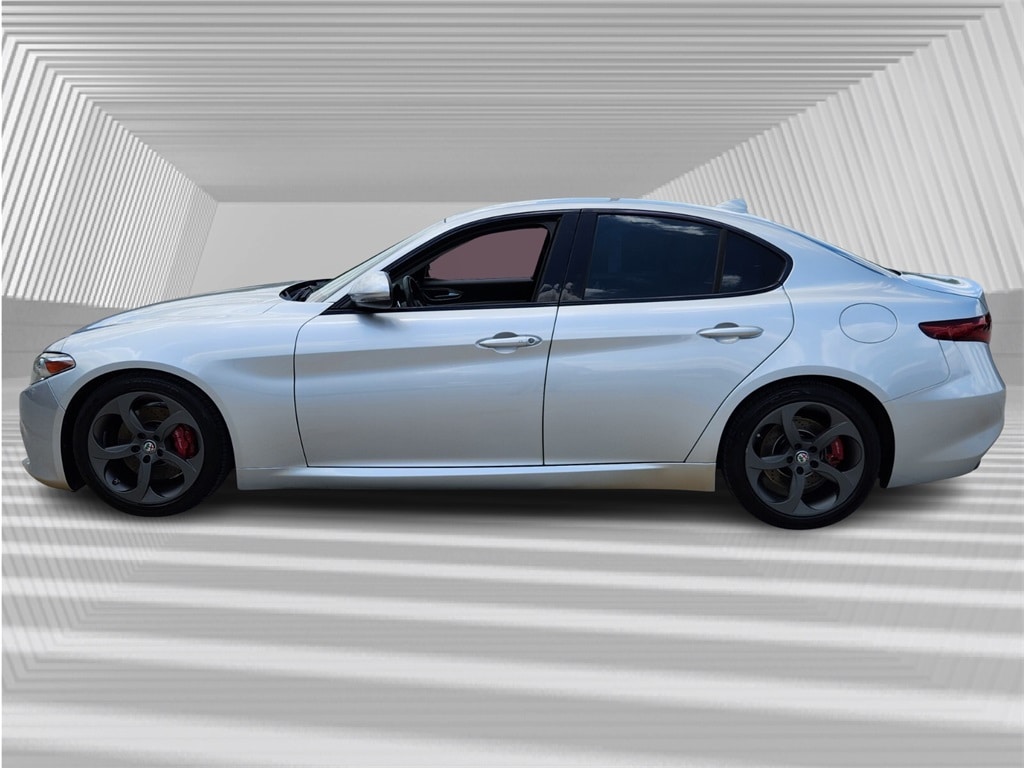 Used 2018 Alfa Romeo Giulia Sport with VIN ZARFAEBN2J7567967 for sale in Davie, FL