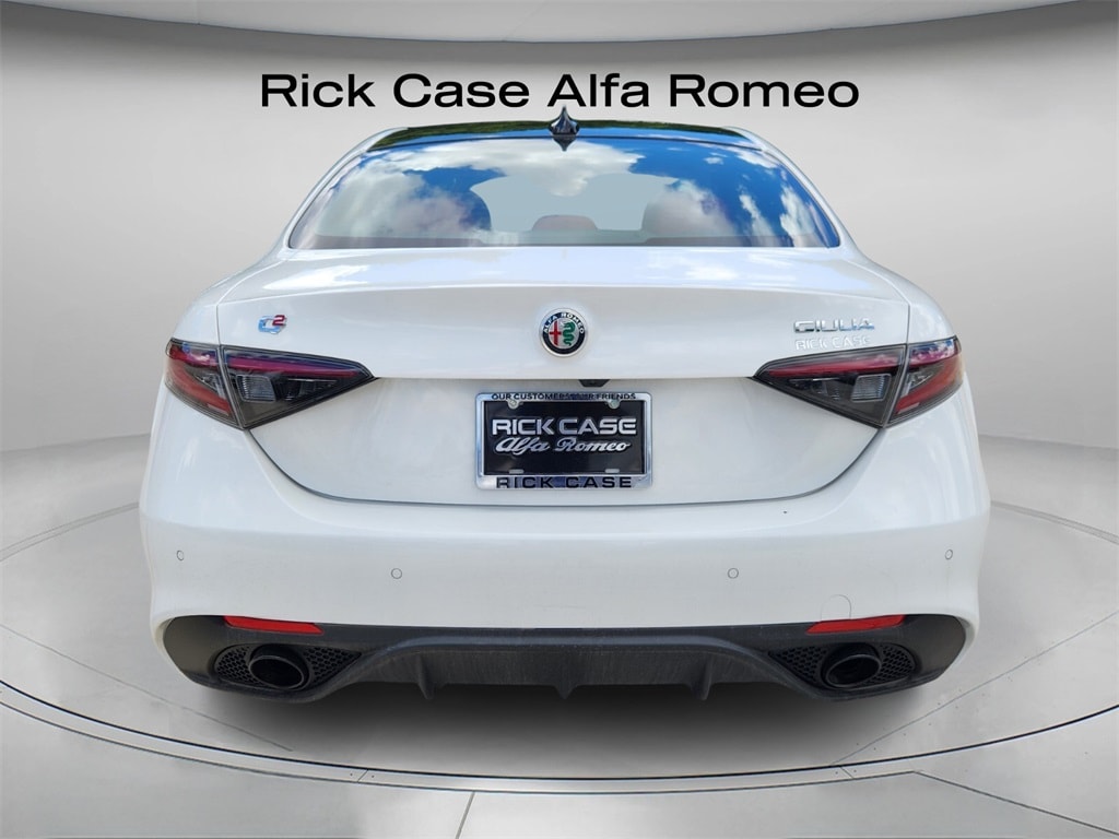 New 2025 Alfa Romeo Giulia RWD Sedan