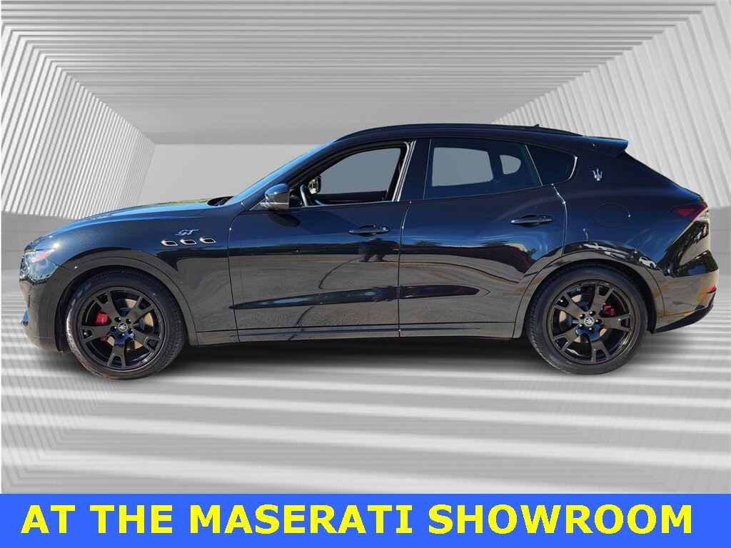 2022 Maserati Levante GT photo 2