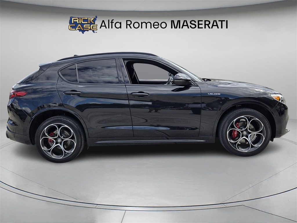 Used 2023 Alfa Romeo Stelvio Veloce SUV
