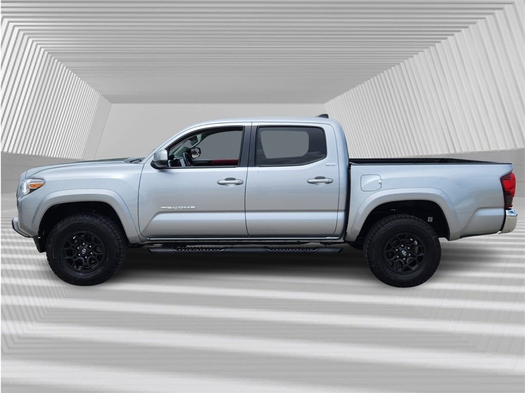 Used 2022 Toyota Tacoma SR5 with VIN 3TMAZ5CN4NM188993 for sale in Davie, FL