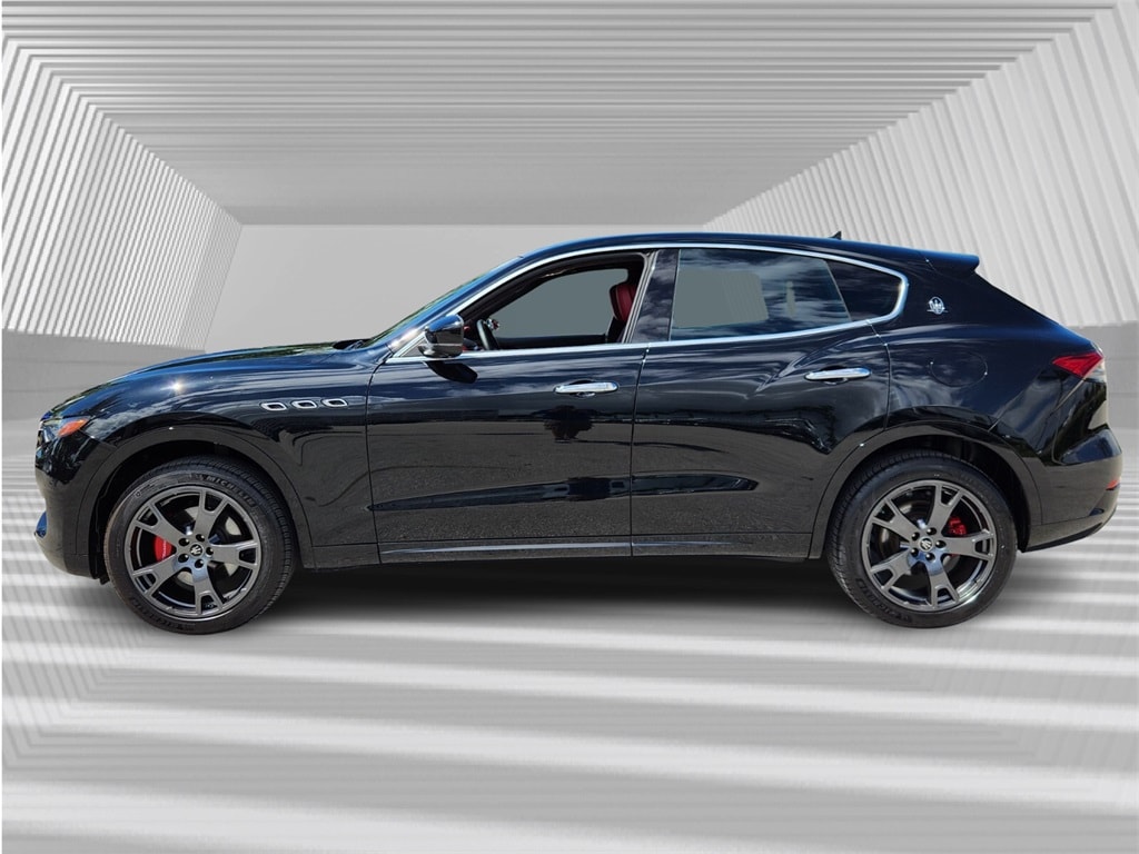 Used 2021 Maserati Levante Base with VIN ZN661XUA8MX374175 for sale in Davie, FL