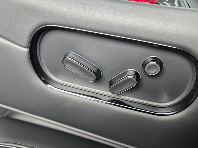 2026 GENESIS G90 Prestige Black - Photo 10
