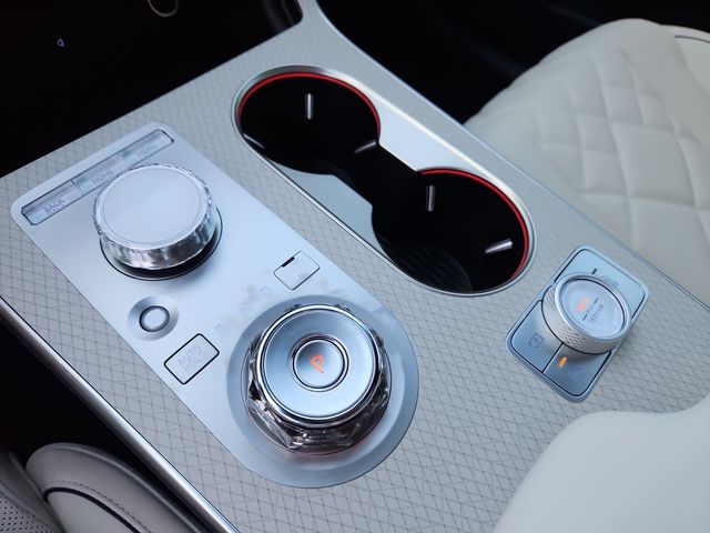 2026 GENESIS GV80 Prestige - Photo 14