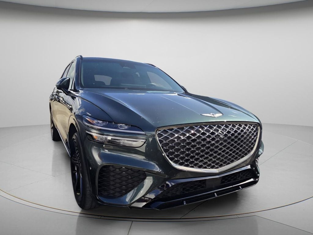New 2023 Genesis GV70 SUV