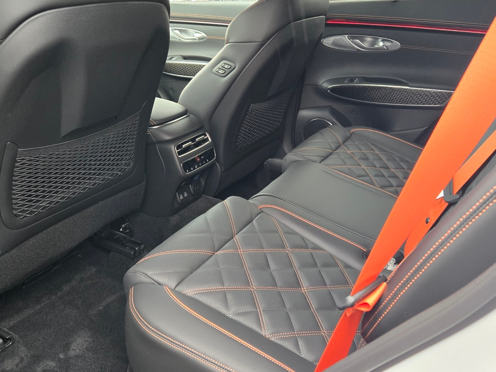 2026 GENESIS GV70 Sport Prestige - Photo 6