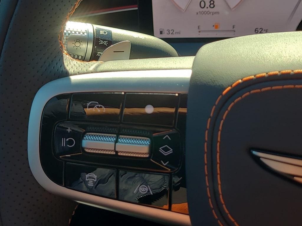 2026 GENESIS GV70 Sport Prestige - Photo 14