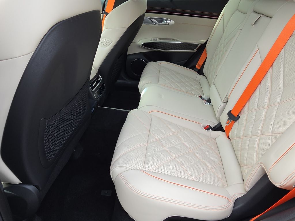 2026 GENESIS GV70 Sport Prestige - Photo 8