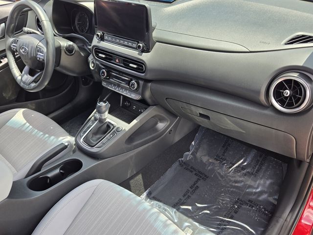 2023 Hyundai Kona SEL - Photo 18