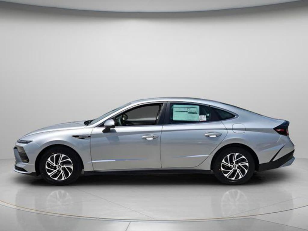 New 2026 Hyundai Sonata Hybrid Blue Sedan