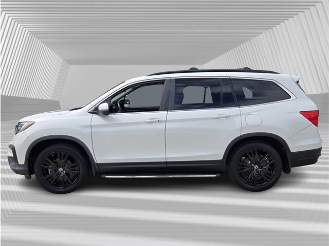 2021 Honda Pilot Special Edition photo 2