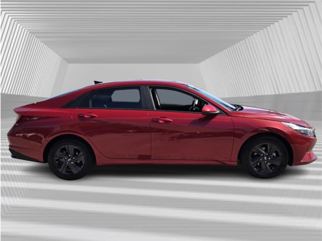 Used 2023 Hyundai Elantra SEL Sedan