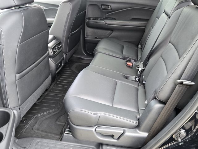 2025 Honda Passport EX-L - Photo 11