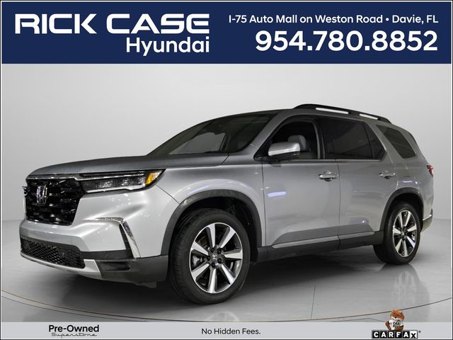 Used 2025 Honda Pilot Touring SUV