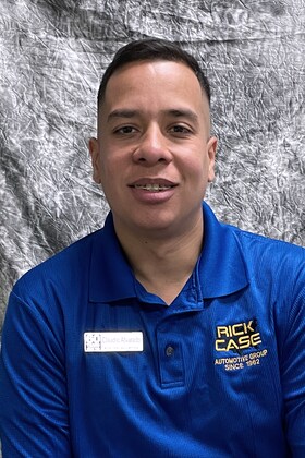 Staff member Claudio Alvarado from f3ca5c5322ec