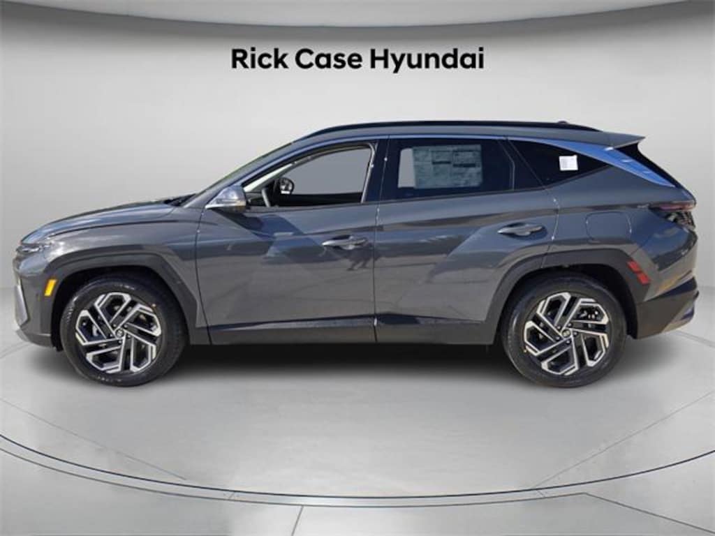 New 2026 Hyundai Tucson Limited FWD SUV