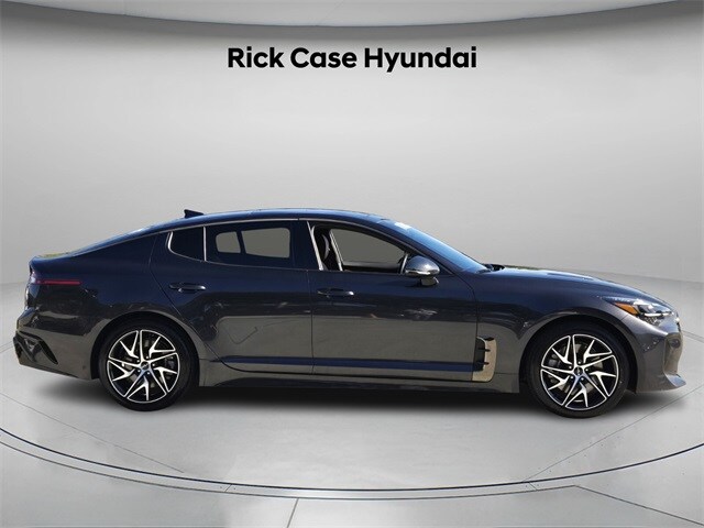 2023 Kia Stinger GT-Line photo 3