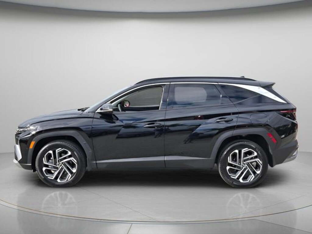 Certified 2025 Hyundai Tucson Limited SUV
