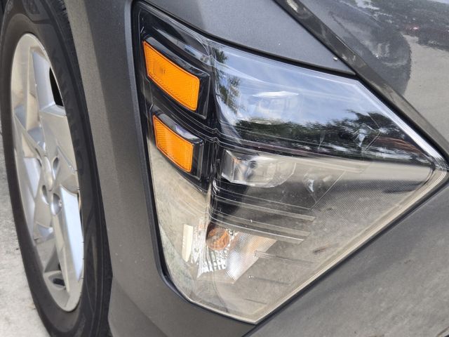 2025 Hyundai Kona SE - Photo 11