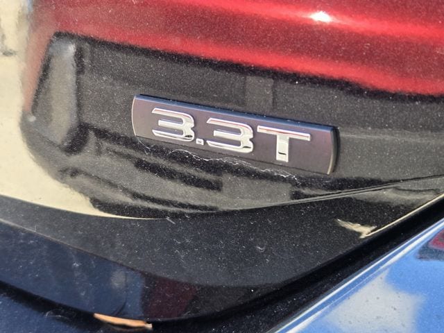2023 GENESIS G70 Standard - Photo 10
