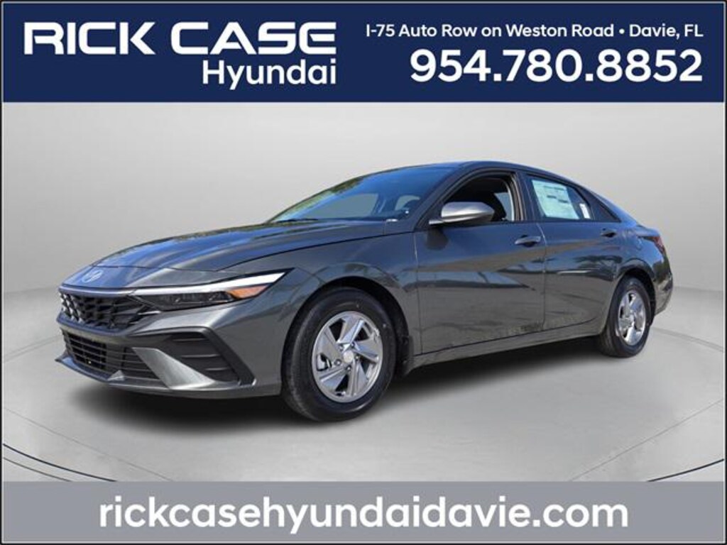 New 2026 Hyundai Elantra SE Sedan