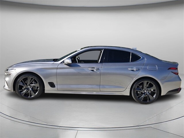 2023 Genesis G70 2.0T photo 2