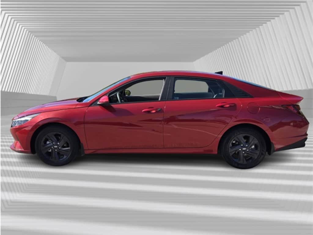 Used 2023 Hyundai Elantra SEL Sedan