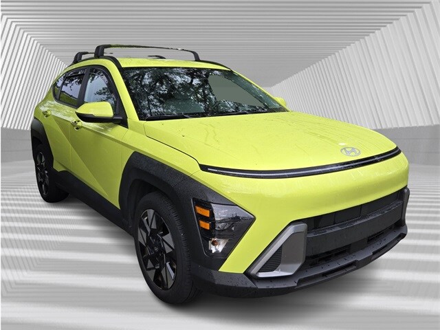 2024 Hyundai Kona SEL photo 3