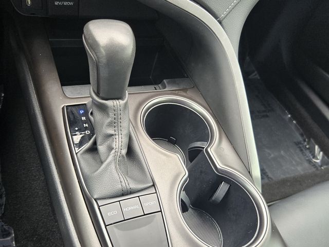 2024 Toyota Camry SE - Photo 21