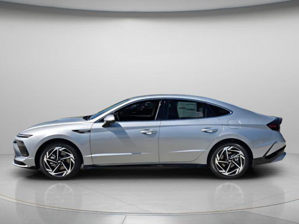 New 2026 Hyundai Sonata SEL Sport Sedan