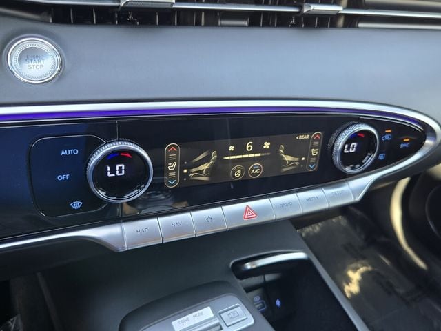 2024 GENESIS GV70 Sport - Photo 18