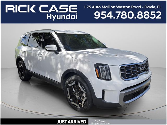 2023 Kia Telluride S AWD's photo