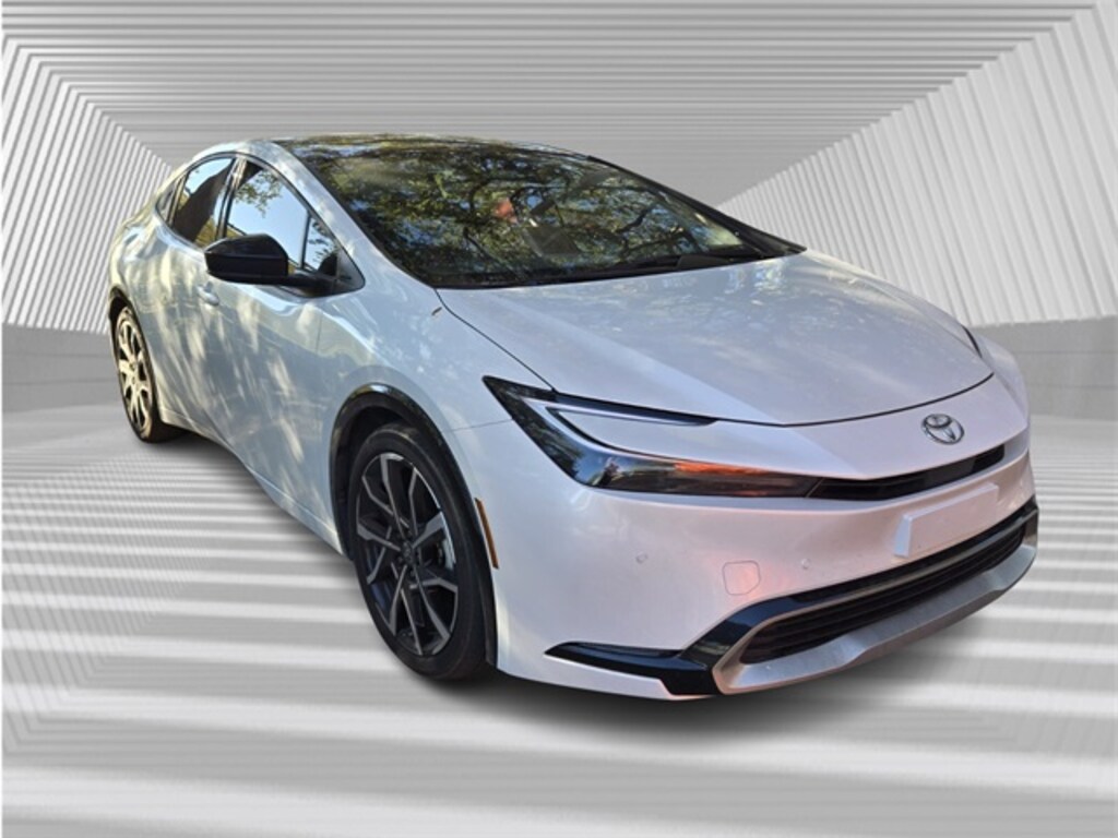 Used 2024 Toyota Prius Prime XSE Premium Hatchback