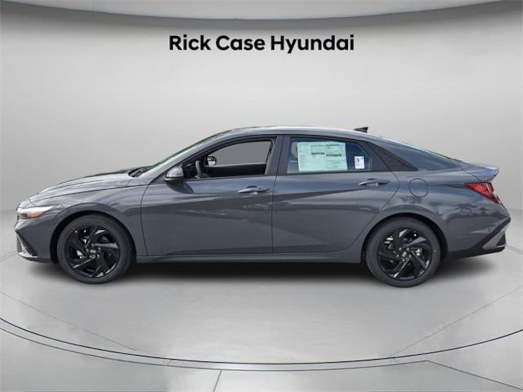 New 2026 Hyundai Elantra SEL Sport Sedan