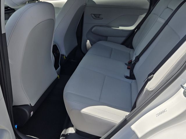 2024 Hyundai Kona SEL - Photo 11
