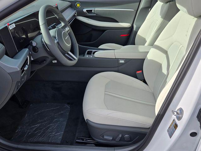 2026 Hyundai Sonata SEL - Photo 6