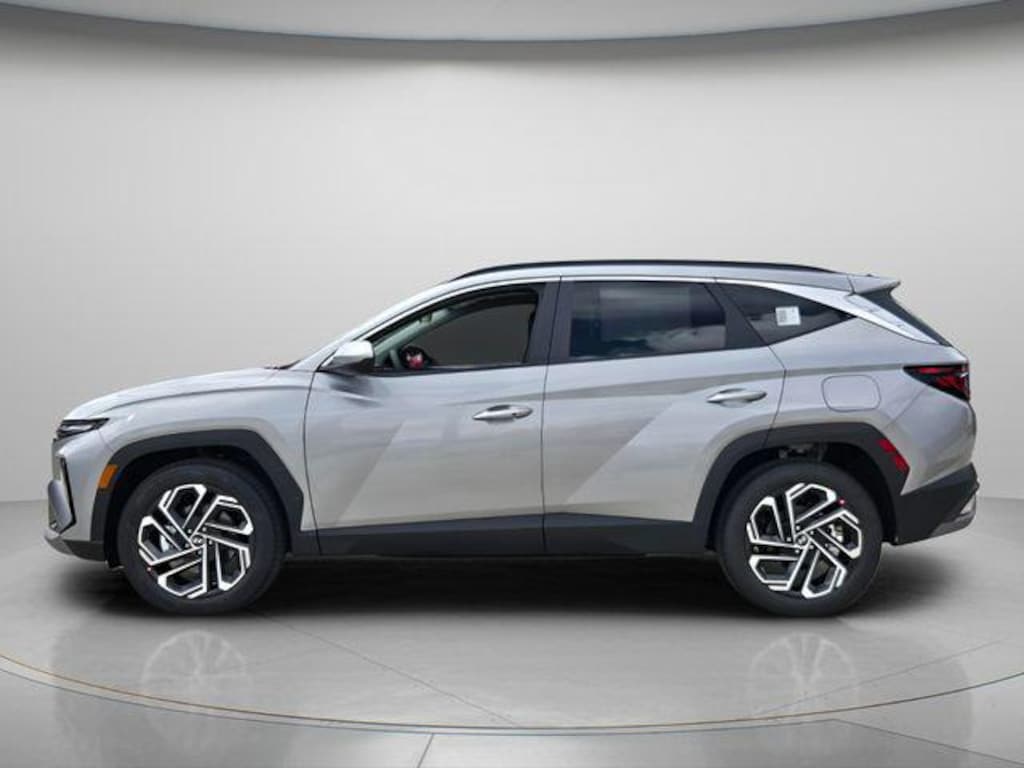 New 2026 Hyundai Tucson SEL Plus FWD SUV