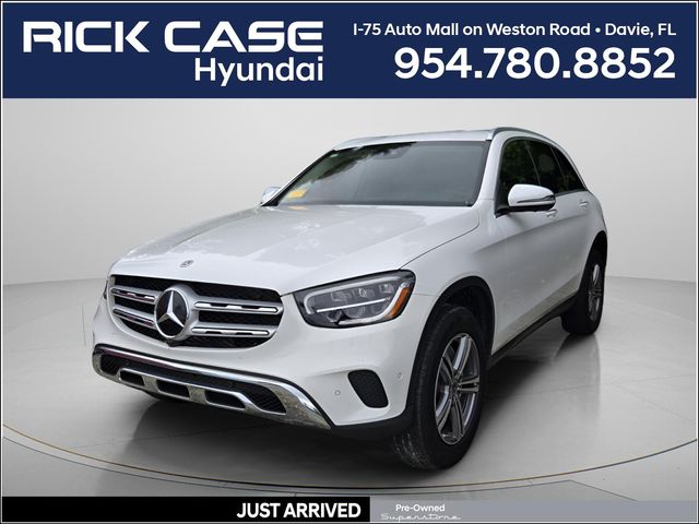 2022 Mercedes-Benz GLC GLC 300's photo