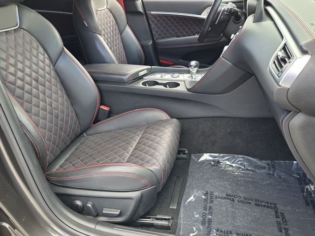 2023 GENESIS G70 Standard - Photo 16